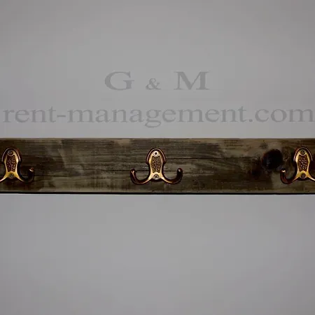 G M *